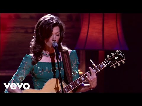 Amy Grant - Lead Me On (Live Music Video)