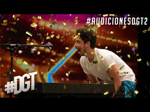 Con piano, voz y letra propia Diego conquista el Golden de Waddys | Dominicana´s Got Talent 2020