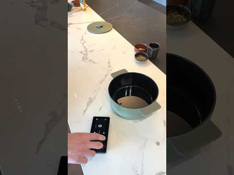 Cooking on the invisible hob Novy Undercover