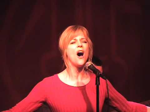 Lisa Brescia sings Scott Alan's MAGIC - Live @ Birdland