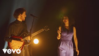 Nora Fischer, Marnix Dorrestein / Can She Excuse My Wrongs? (Live From Paradiso)