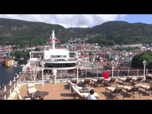 Bergen Norway : Gateway to the Fjords (Video tour: sailing in, town, cable care)