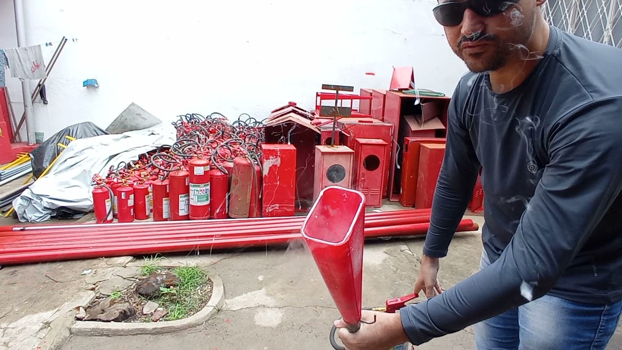 Entenda mais sobre o extintor de CO2