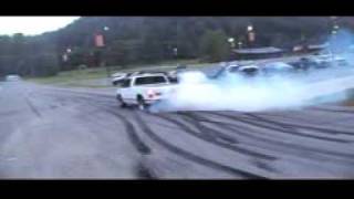 preview picture of video 'Badass S10 Burnout'