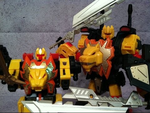 MMC Mastermind Creations Leo Dux vs G1 Razorclaw - Transformers Review