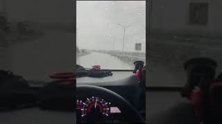 Download lagu Story WA bawa mobil hujan deras mp3