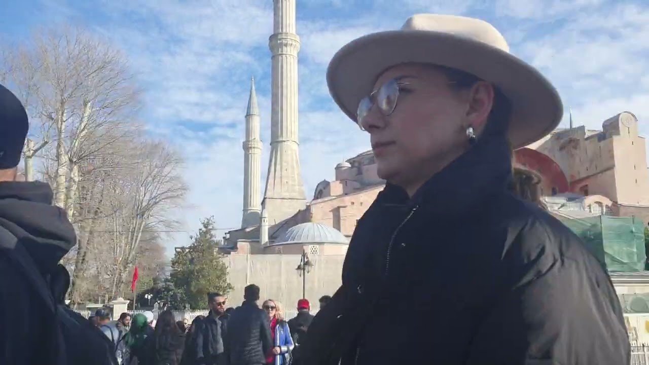 აია სოფიასთან