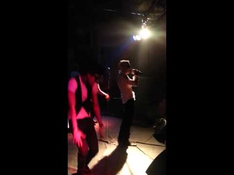 William el magnifico en la discoteca