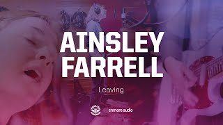 Kadr z teledysku Leaving tekst piosenki Ainsley Farrell