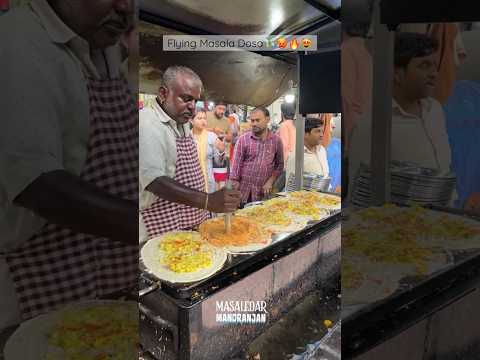 Flying Masala Dosa to lighten your mid week problems🤩😬🤭❤️ #indianstreetfood #shorts #dosa