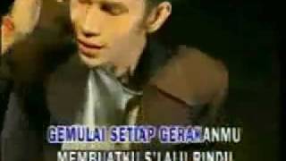 Download lagu KASIH JANGAN KAU PERGI by BUNGA band.MP4 mp3