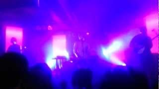 Toro Y Moi - High Living (Live).