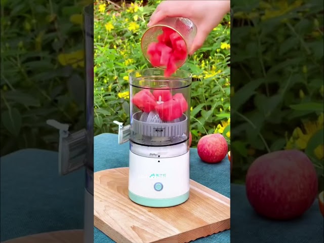 Vídeo relacionado con JOCCA- Exprimidor Automático Elegance Portátil Recargable, Exprimidor Eléctrico sin Esfuerzo, Zumo Natural sin Residuos, Batería 2600 mAh, Diseño Compacto