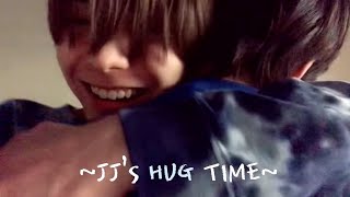 Download lagu Trainee A JJ's Hug Time mp3