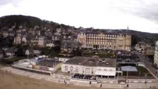preview picture of video 'Marée basse à Houlgate'