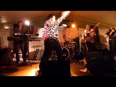 Tim Tesley & The Circumstances - Suspicious Minds