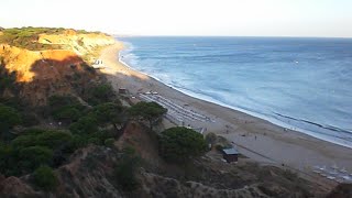 preview picture of video 'Tolle Aussicht mit Klippen beim Hotel Luna Falesia Mar in Portugal'