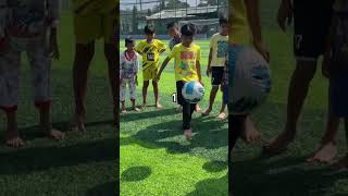 Download lagu Ada yang bisa juggling lebih dari 5x ga? ⚽️ #freestylefootball #juggling #jugglingbola mp3