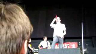 Emanuel &quot;Buy american machines&quot; @ Warped Tour &#39;06