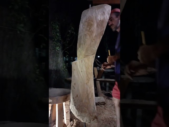 Vídeo relacionado con Gissed Figura Decorativa de Músicos, Escultura Abstracta de 5 Instrumentistas, Base de Piedra, 32,5 x 10,5 x 12,5 cm, Acabado Metálico