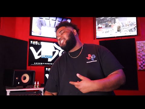 Blaxkguxxi Music Video