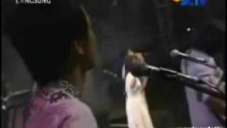 Download lagu Ungu feat. Rossa - Andai Ku Tau mp3