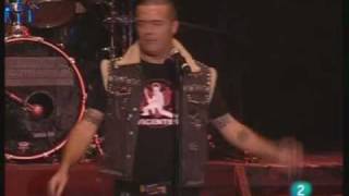 Chiquilla - Seguridad Social (Concierto MOTO GP)