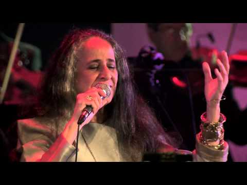 Edu Lobo - Cirandeiro (part. especial Maria Bethânia)