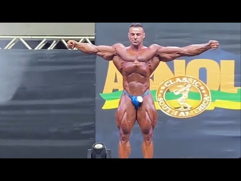 2022 ARNOLD CLASSIC BRASIL Posing Rafael Brandao