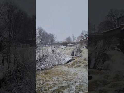 See the difference between winter and summer