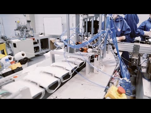 Jak rząd szył maseczki (@SuperwizjerTVN)