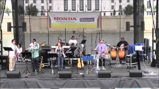 Zancudo @ Festival Latino Columbus 2012 - Llegaste Tarde (Los Amigos Invisibles)