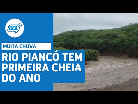 Após fortes chuvas, rio Piancó, Sertão da Paraíba, tem primeira grande cheia do ano