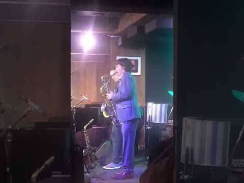 Pent Up House - Aidan McKeon w/ Tim Brey Trio