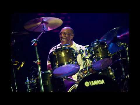 Open handed drumming demonstrated! I will prove to you that being backwards is not so bad after all.