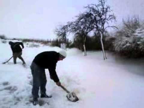 deszapezire in valea botei merei buzau.MP4