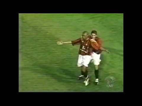Corinthians-SP 0x3 Club Athletico Paranaense - Campeonato Brasileiro de 2002 - Gol de Kleberson