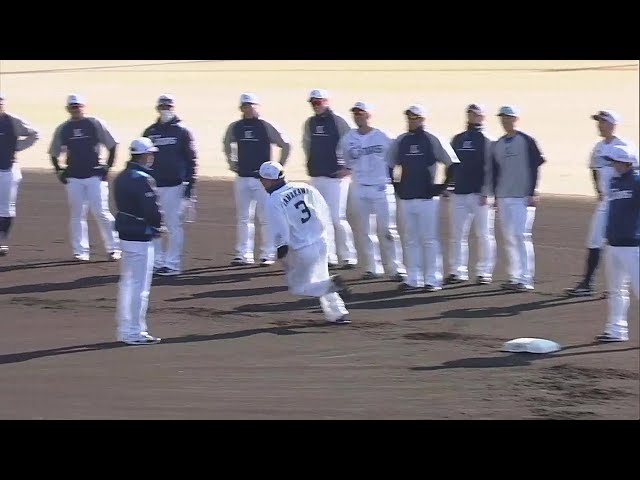 【春季キャンプ】本日から合流のライオンズ・山川穂高・長谷川信哉が走塁練習!! 2022年2月6日 埼玉西武ライオンズ