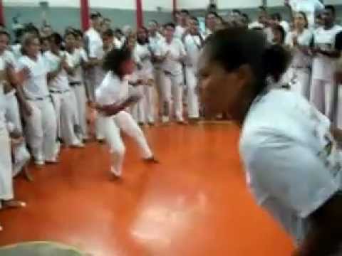 PRIMEIRO ENCONTRO DE CAPOEIRA FEMININA DE BRASILIA DO DF  17-09=2012 part .3.
