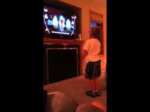 Kids doing thriller dance