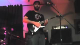 Cuyah plays Carbine (originally by Black Uhuru)