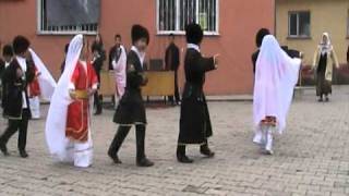 Kafkas Dans Gösterisi 23 Nİsan (Kütahya/Simav- Öreğler İlköğretim Okulu)