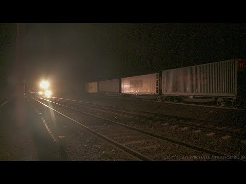 PM4 & MP1 Cross At Gheringhap Loop - PoathTV Australian Trains & Railways