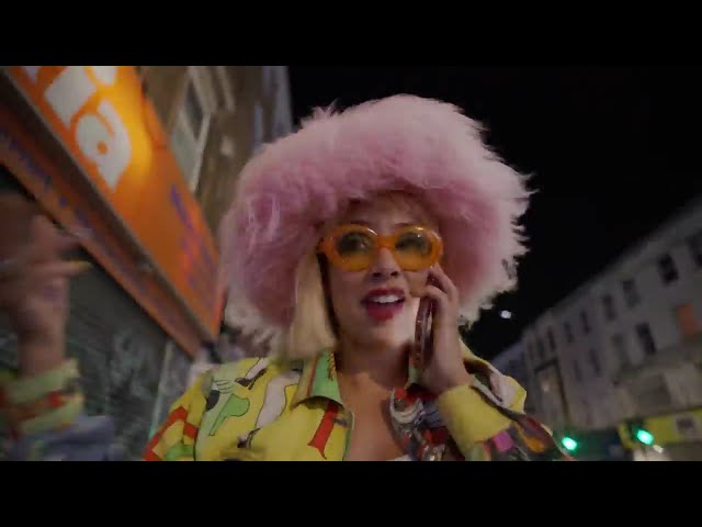 Bota von Eliza Rose & Interplanetary Criminal ((jetzt ansehen))