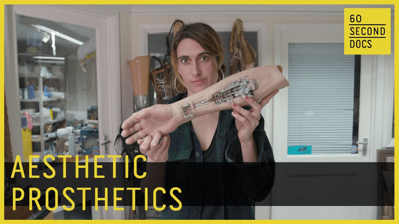 The Woman Sculpting Aesthetic Prosthetics