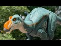 REVIEW Jurassic World Rebirth Wild Roar Maiasaura