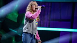 Nena - &quot;99 Luftballons&quot; (Mia K.) | Blind Auditions | The Voice Kids 2023