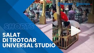 Viral Video Atta Halilintar Salat di Trotoar di Universal Studio Singapura, Ada yang Tanyakan Masjid