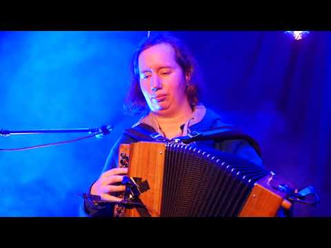 Nuit du folk en Diois 2018 - No&mi - Valse 3 et 5 temps