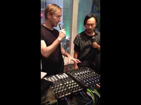 Richie Hawtin - PLAYdifferently  MODEL1 In Store Demonstration